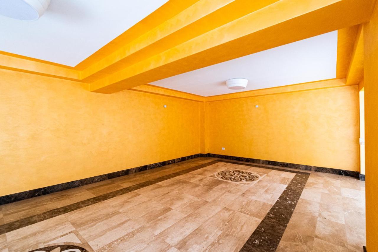 Nature Apartment - Minutes Away From The Old Town And Afi Mall Брашов Экстерьер фото